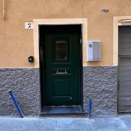 Апартаменты La Casa Di Dani Генуя Экстерьер фото